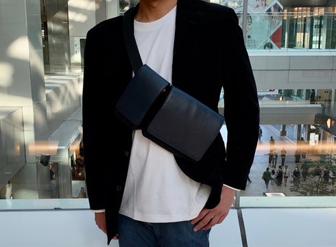 牛革ボディ&ヒップバッグ (ゴールド)