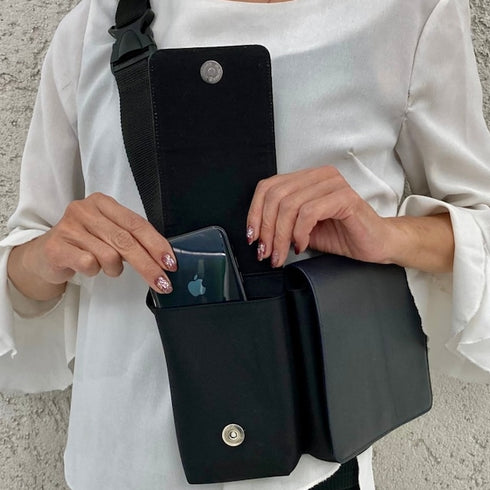 ナイロン × 牛革ボディ&ヒップバッグ(グリーン&ブラック)